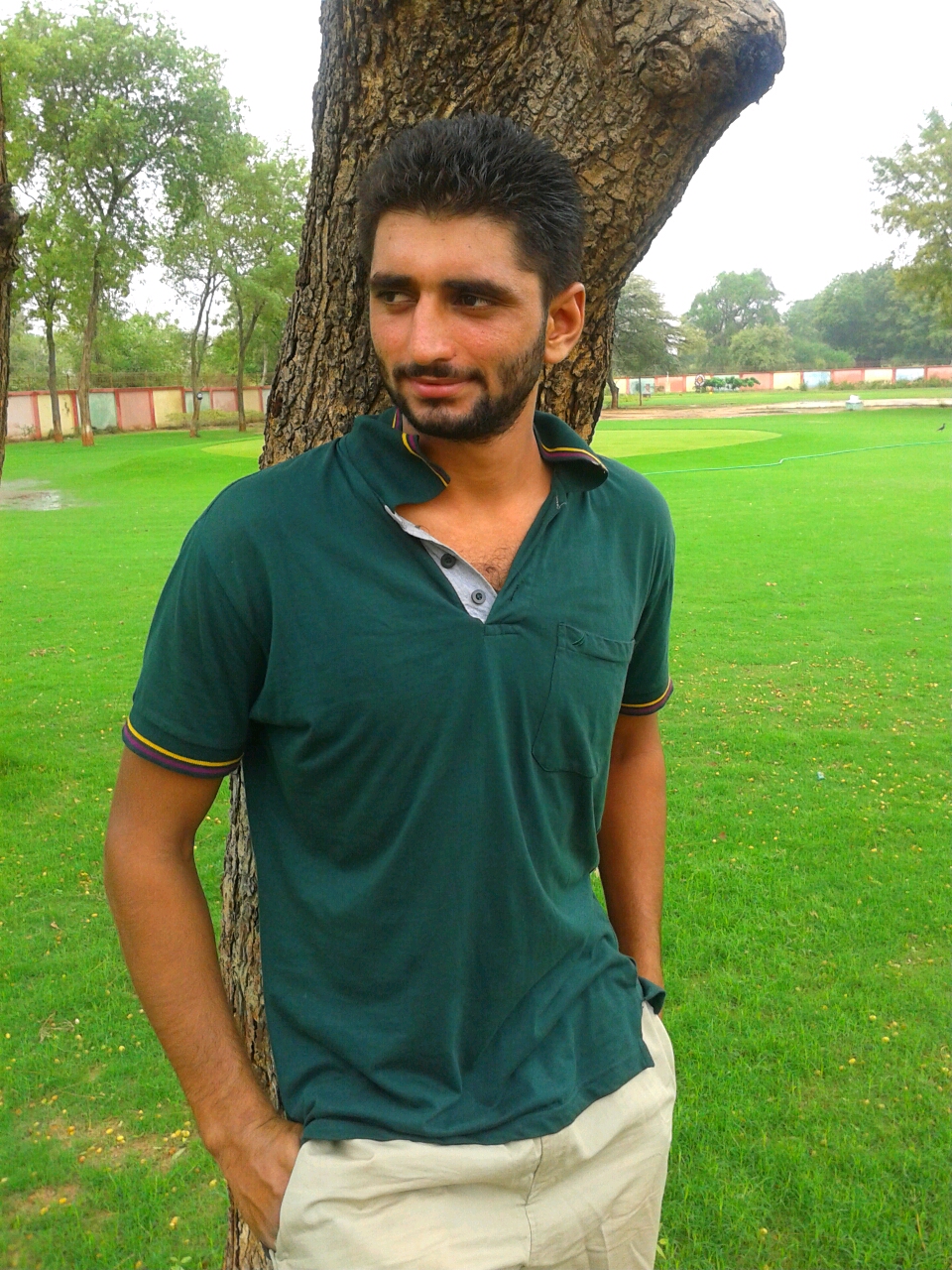hey me karam  i m serching  for girlfriend  if any girl like me than welcome i m wating...